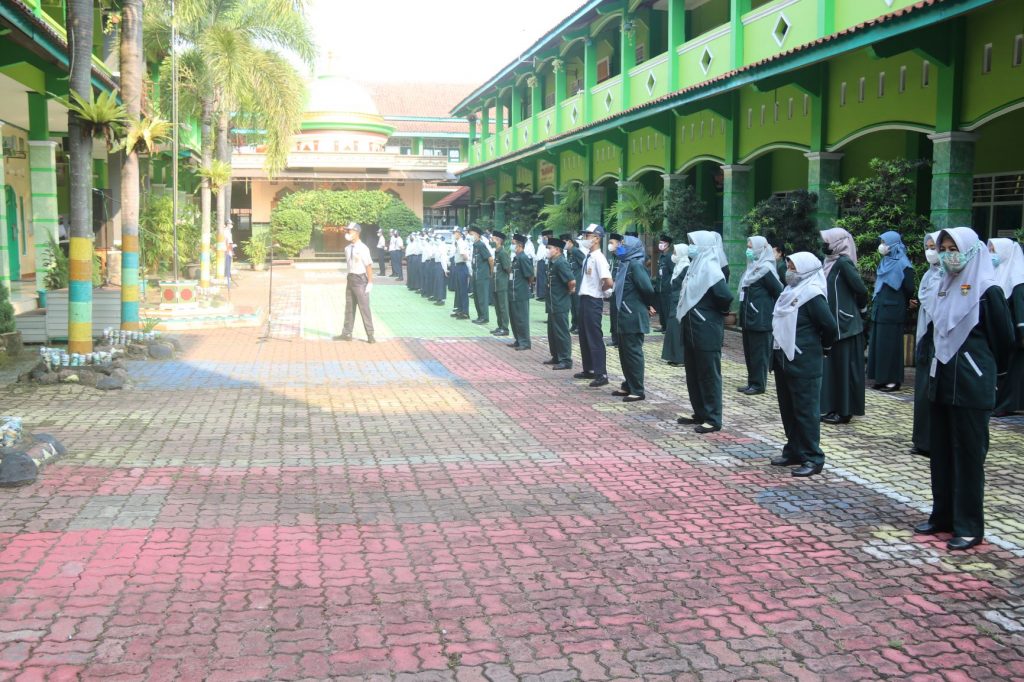 PERINGATAN HARI  PENDIDIKAN  NASIONAL  2 MEI 2022  SERENTAK 